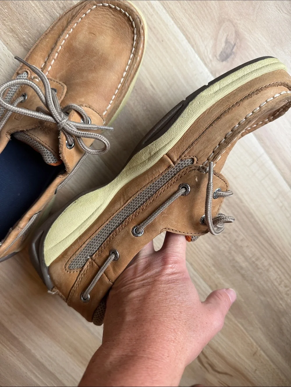 Sperry comfortable tan